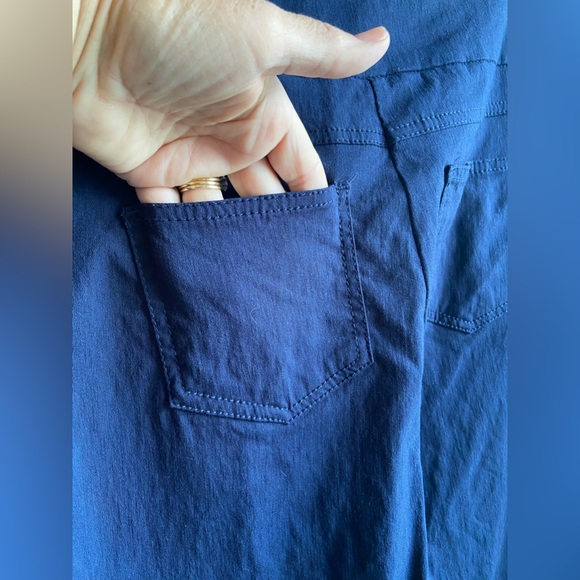 Ruby Rd. Navy Cropped Pants - Picture 4 of 5